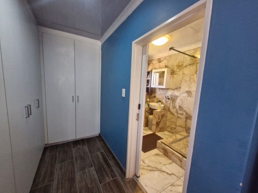 To Let 4 Bedroom Property for Rent in Kathu Northern Cape